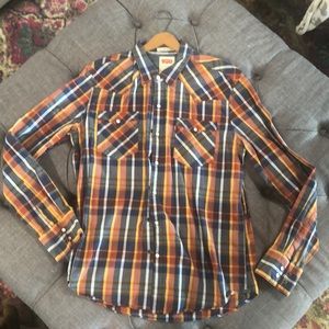 Men’s Levi’s collar shirt